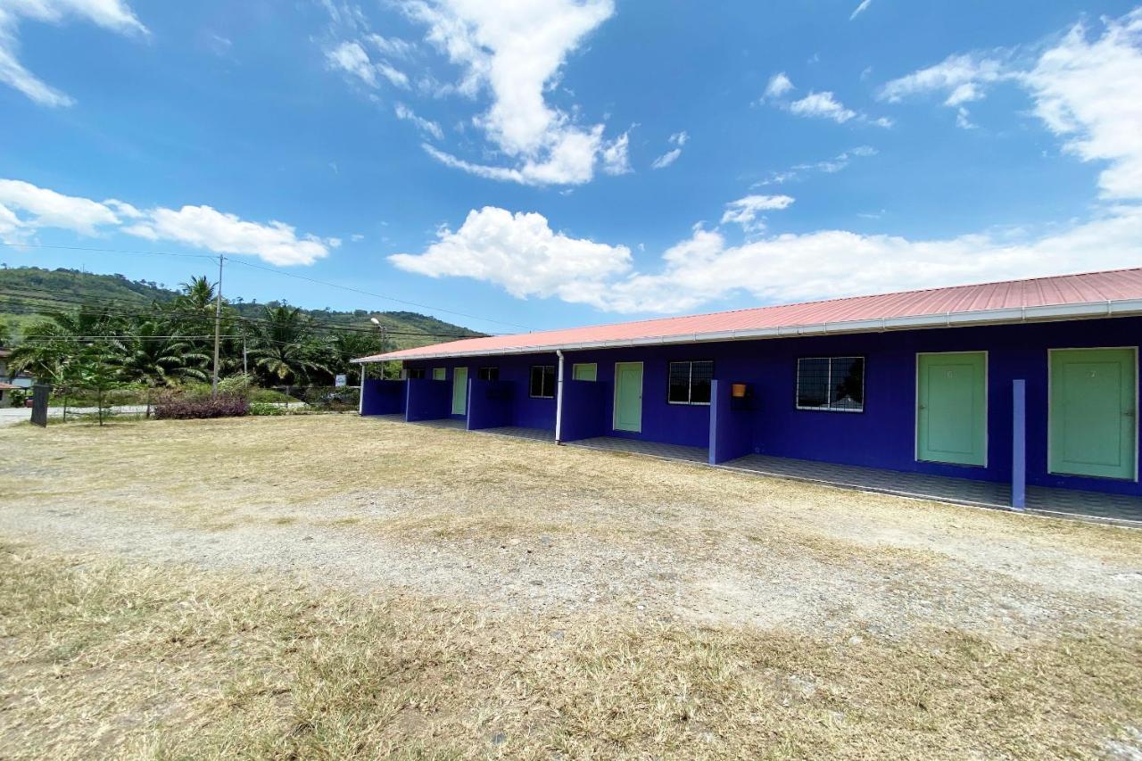 Oyo 90268 Lohan Point Lodge Ranau Zewnętrze zdjęcie